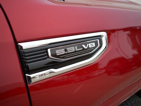 New 2026 GMC Sierra 1500 SLT w/ SLT Premium Plus Package image 12