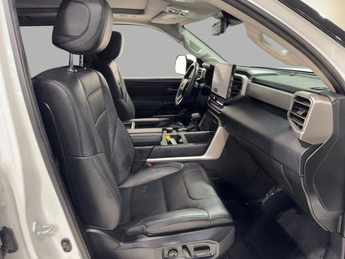 Used 2022 Toyota Tundra Limited w/ TRD Off-Road Package image 31