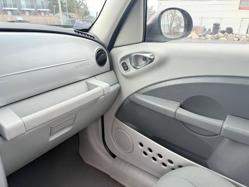 Used 2007 Chrysler PT Cruiser Touring w/ Fleet Value Group I image 10