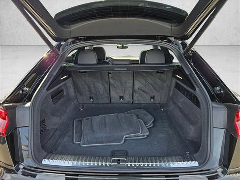 Used 2023 Audi Q8 Premium Plus w/ Premium Plus Package image 6