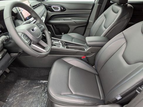 New 2026 Jeep Compass Limited w/ Sun, Sound & Navigation Group image 11