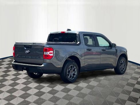 Used 2025 Ford Maverick XLT w/ Equipment Group 302A AWD/4WD image 4