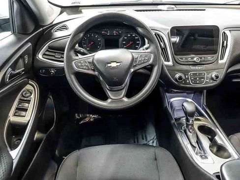 Certified 2023 Chevrolet Malibu LT FWD image 17