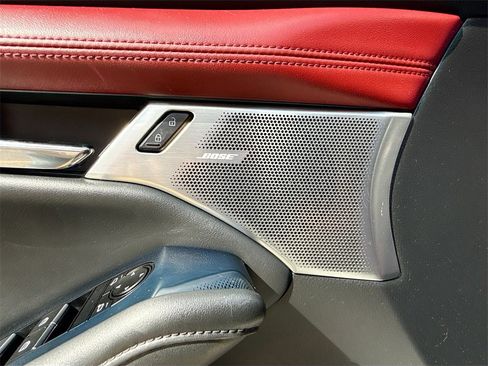 Used 2020 MAZDA MAZDA3 AWD Hatchback w/ Premium Pkg image 20