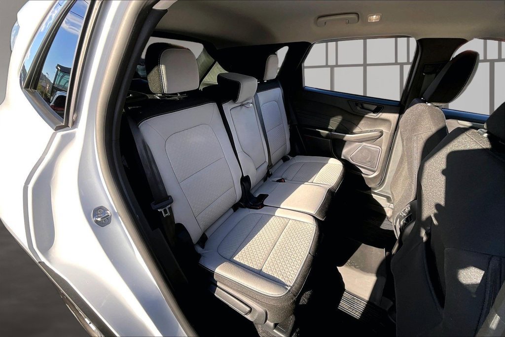 Used 2024 Ford Escape Active w/ Tech Pack #1 AWD/4WD image 27