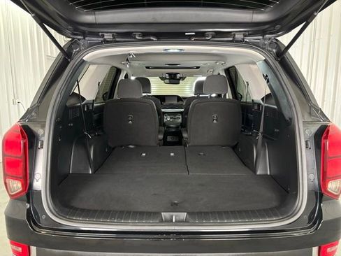 Used 2022 Hyundai Palisade SEL w/ Cargo Package image 15