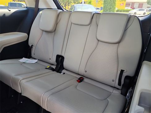 New 2026 Kia Carnival SX Prestige image 16