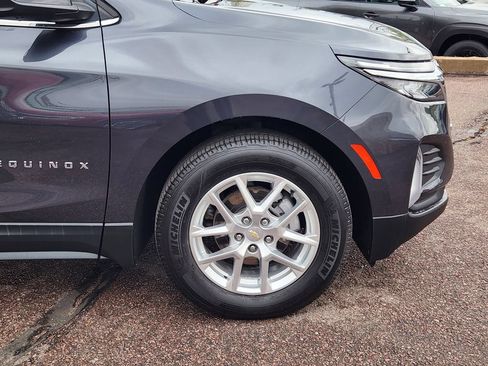 Used 2022 Chevrolet Equinox LT FWD image 29