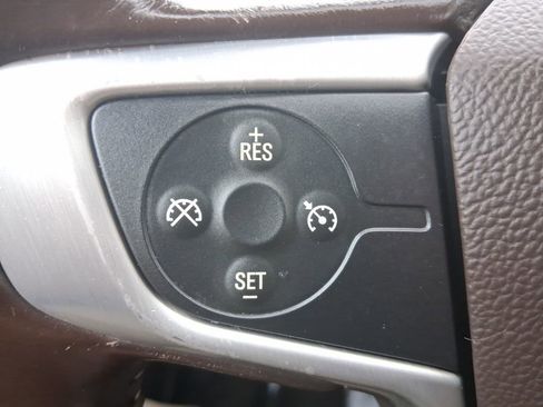 Used 2016 GMC Canyon SLT image 21