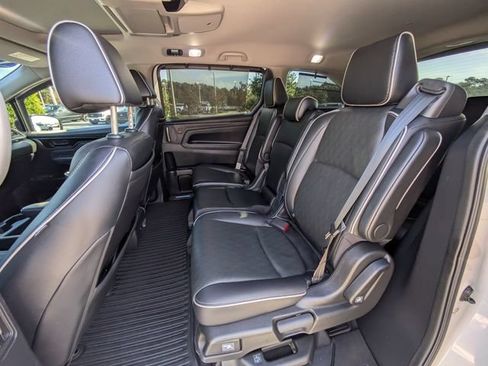 Used 2021 Honda Odyssey Elite image 14
