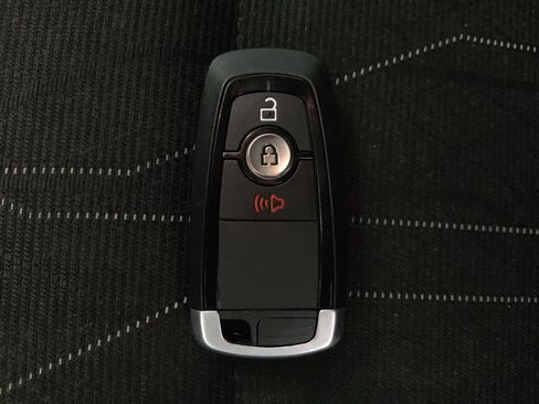 Used 2020 Ford EcoSport SE image 32