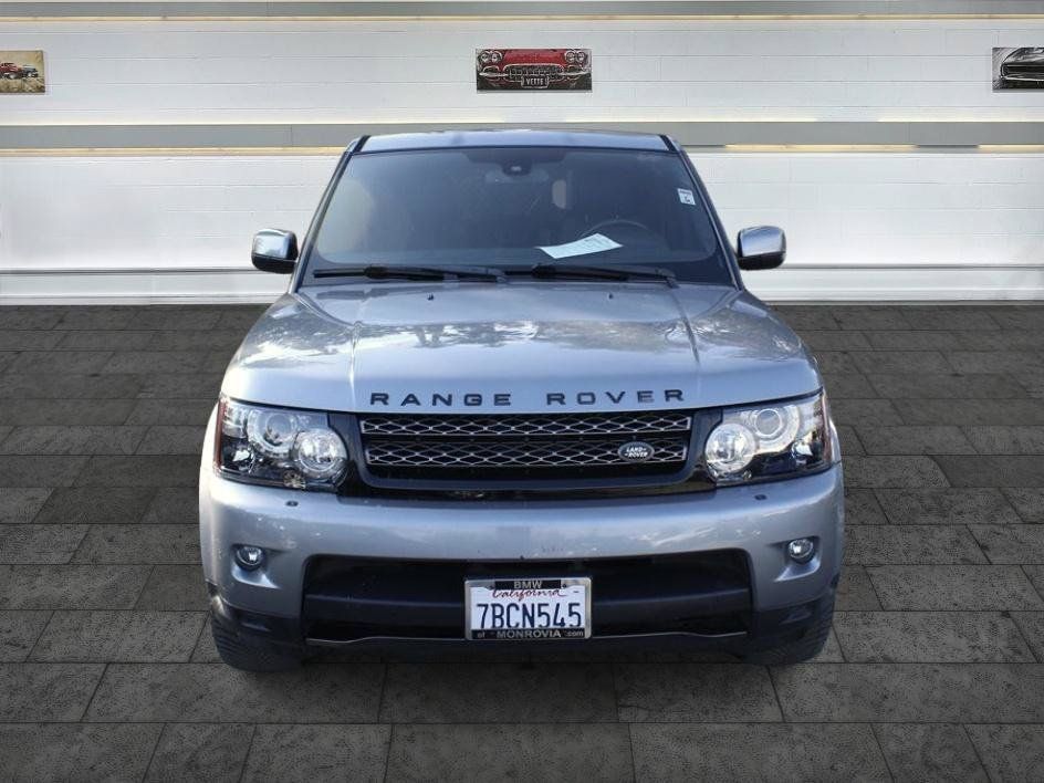 Used 2013 Land Rover Range Rover Sport HSE AWD/4WD image 2