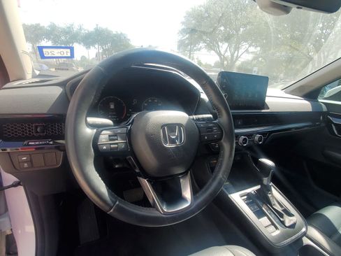 Used 2024 Honda CR-V EX-L image 13