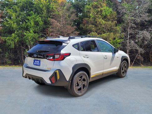 Used 2025 Subaru Crosstrek 2.5i Sport w/ Crosstrek Mirror Package image 16