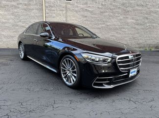 Used 2023 Mercedes-Benz S 580 4MATIC Sedan video 1