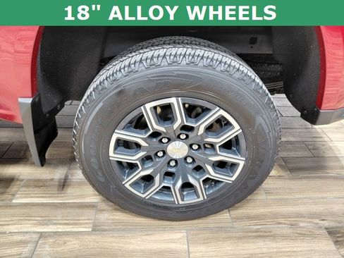 Certified 2023 Chevrolet Colorado LT w/ LT Convenience Package III image 17