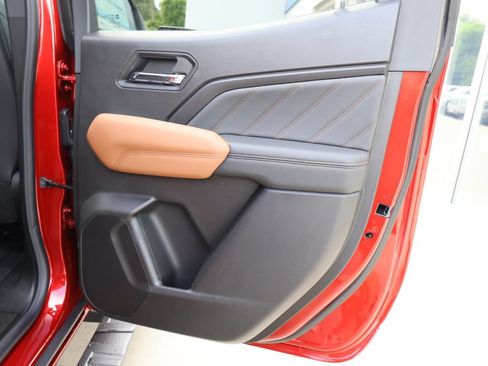 New 2026 GMC Canyon AT4 w/ Technology Plus Package AWD/4WD image 38