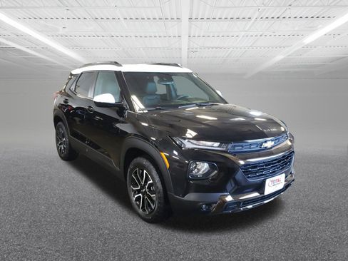 Used 2023 Chevrolet TrailBlazer ACTIV w/ Convenience Package image 4