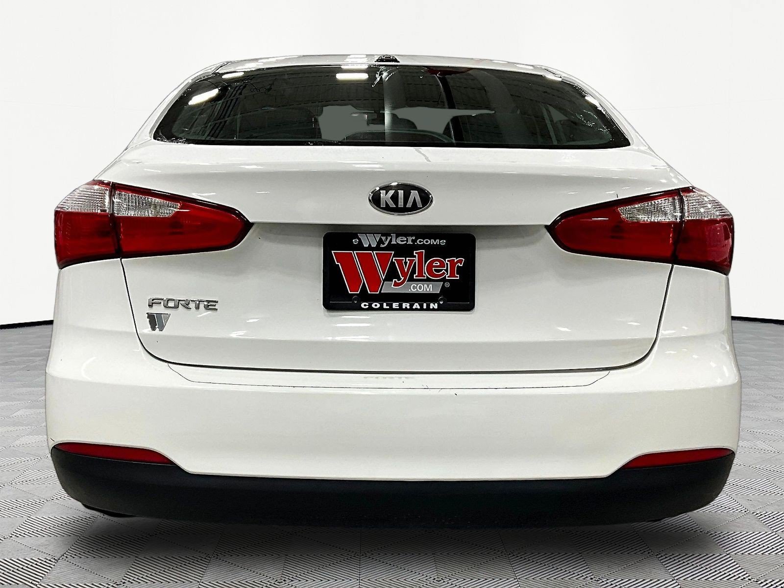 Used 2016 Kia Forte LX FWD image 5
