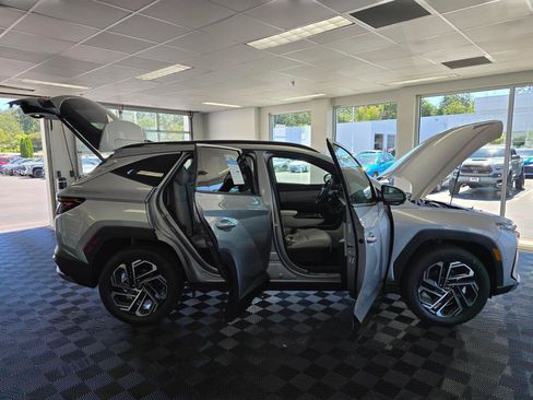 New 2026 Hyundai Tucson Limited AWD/4WD image 17
