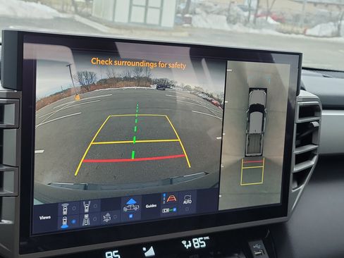 Used 2025 Toyota Tundra Limited image 26