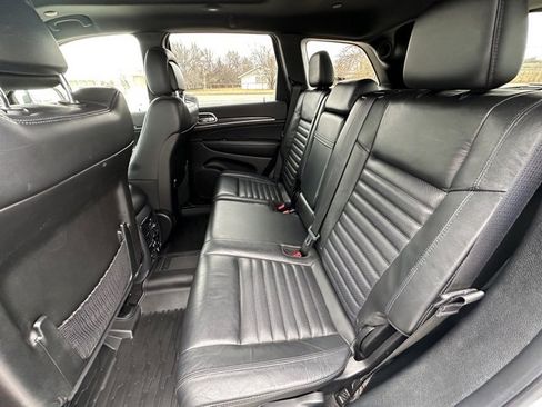 Used 2018 Jeep Grand Cherokee Limited image 27