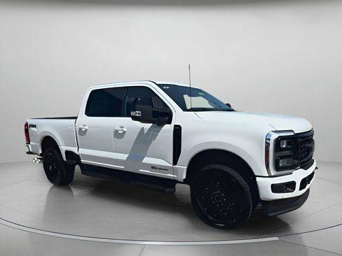 New 2025 Ford F250 Lariat w/ Lariat Ultimate Package image 2