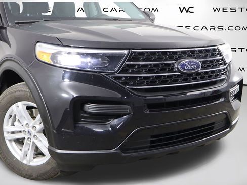 Used 2021 Ford Explorer XLT RWD image 42