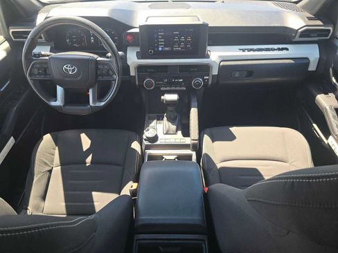 Used 2024 Toyota Tacoma TRD Off-Road AWD/4WD image 20
