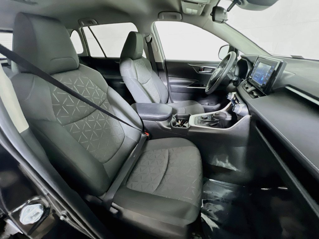 Certified 2021 Toyota RAV4 XLE AWD/4WD image 23