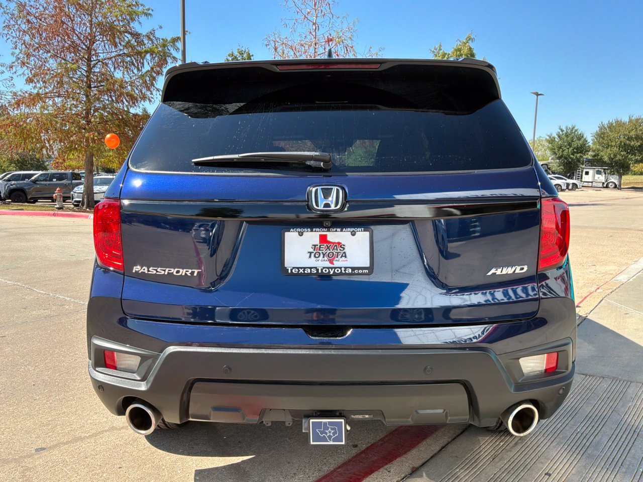 Used 2025 Honda Passport EX-L image 7