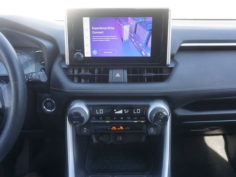 Certified 2023 Toyota RAV4 XLE AWD/4WD image 9