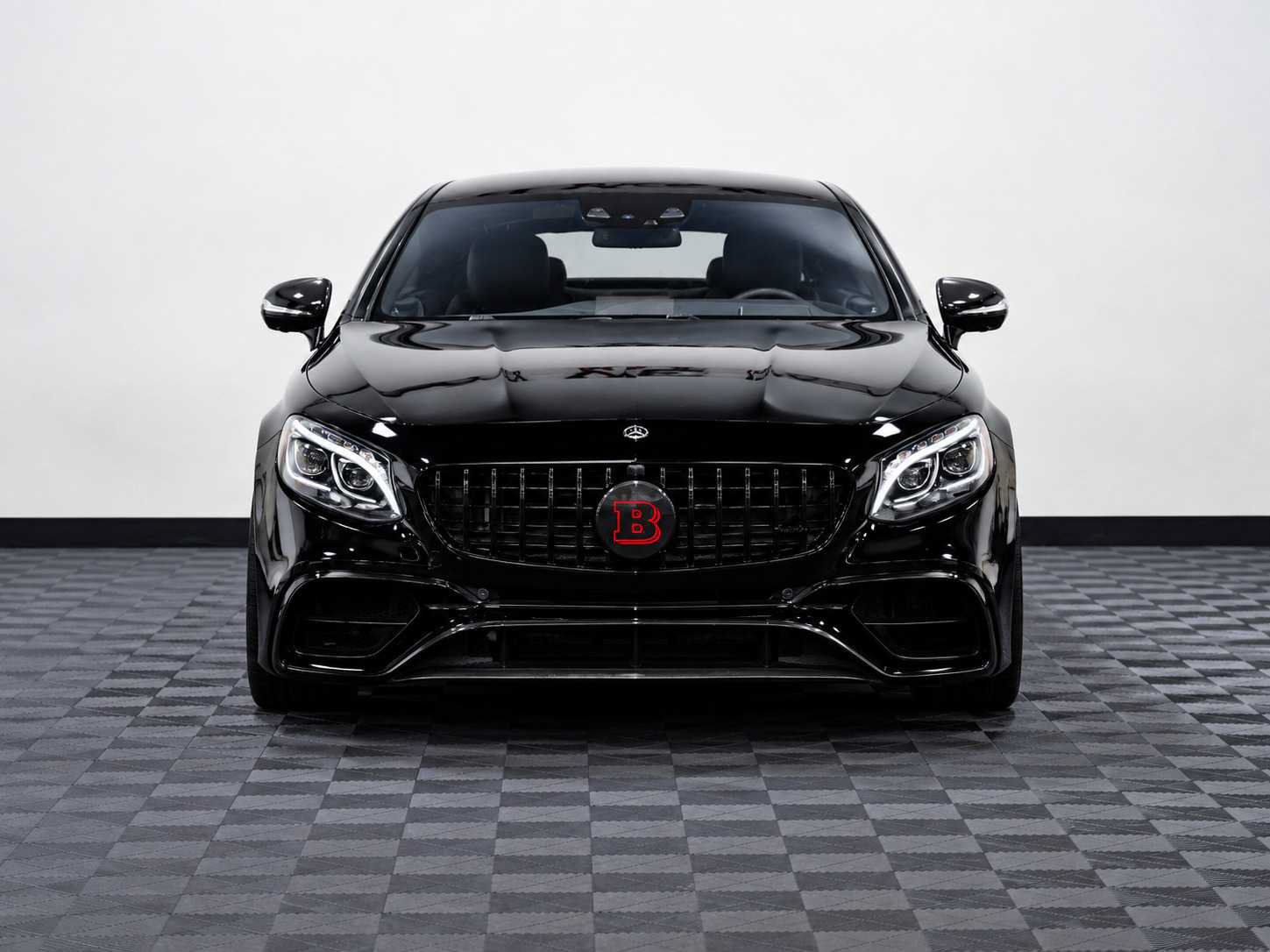 Used 2016 Mercedes-Benz S 550 4MATIC Coupe image 4