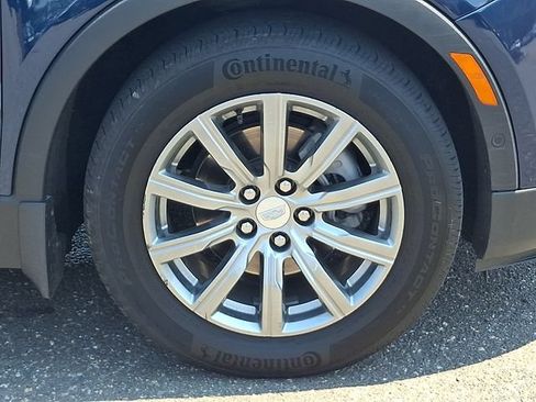 Used 2021 Cadillac XT4 Premium Luxury w/ Enhanced Visibility Package AWD/4WD image 5
