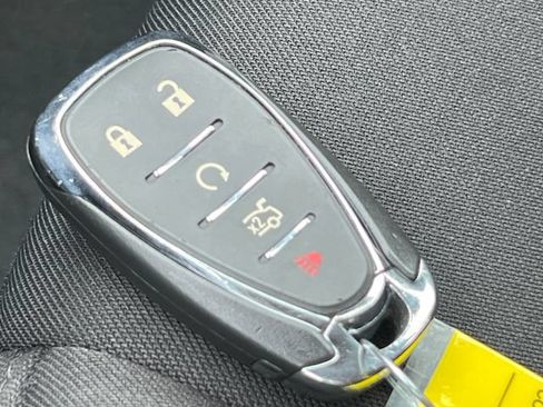 Used 2020 Chevrolet Malibu LT FWD image 29