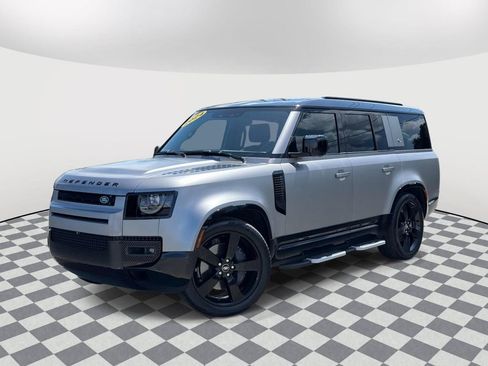 Used 2024 Land Rover Defender 130 X-Dynamic SE AWD/4WD image 1