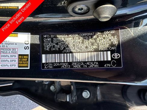 Used 2022 Toyota Corolla LE FWD image 16