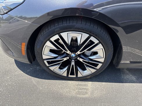 Certified 2025 BMW 540i xDrive AWD/4WD image 31