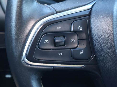 Used 2023 Buick Encore GX Essence w/ Experience Buick Package image 23