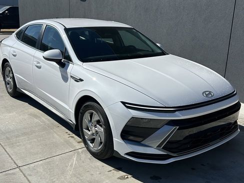 Used 2025 Hyundai Sonata SE image 8