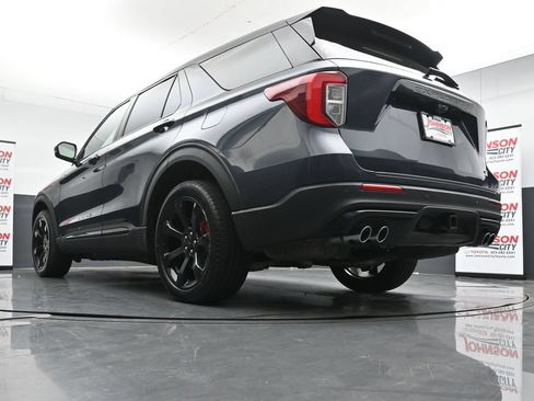Used 2022 Ford Explorer ST w/ Equipment Group 401A AWD/4WD image 35
