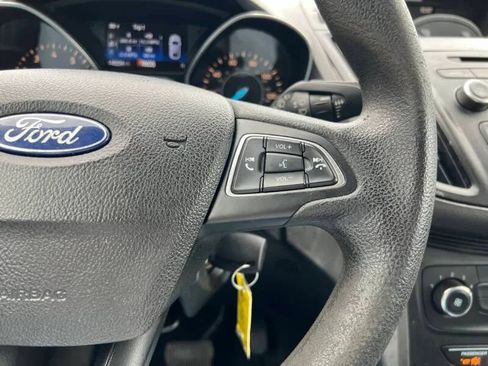 Used 2017 Ford Escape S image 21