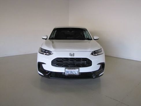 Certified 2024 Honda HR-V LX image 2