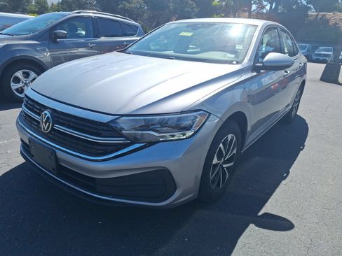 Used 2024 Volkswagen Jetta S FWD image 3