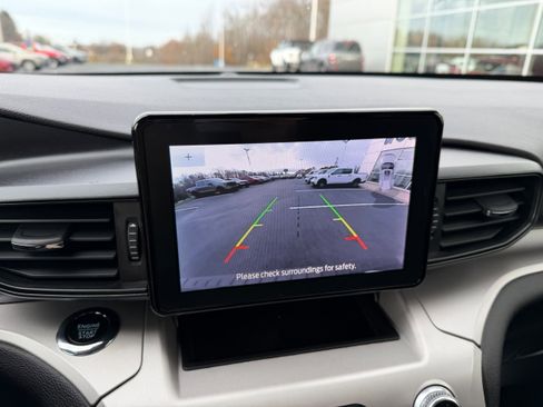 Certified 2023 Ford Explorer XLT image 19
