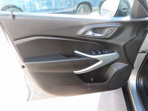 Certified 2024 Chevrolet Trax RS w/ Driver Confidence Package image 21