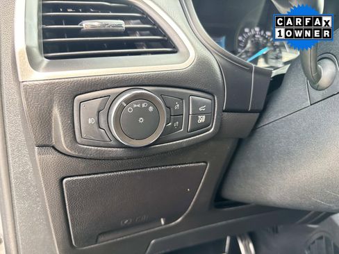 Used 2022 Ford Edge ST-Line image 35