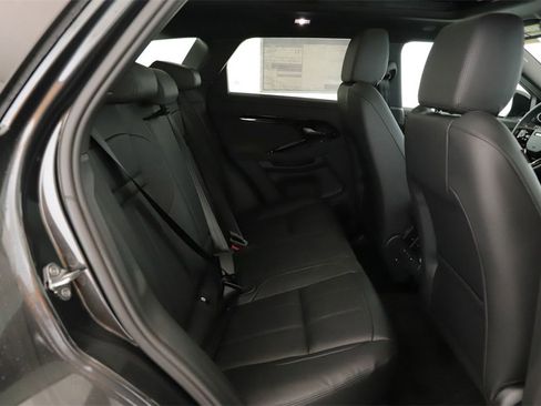 New 2024 Land Rover Range Rover Evoque Dynamic SE image 22