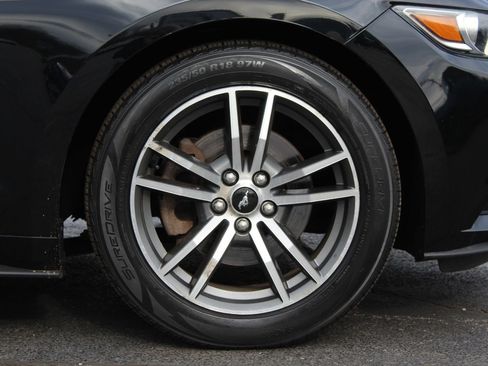 Used 2017 Ford Mustang Premium image 23