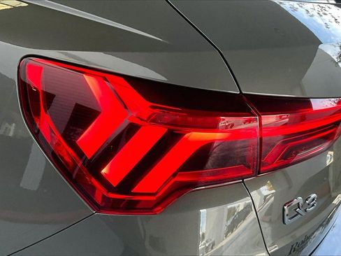 Used 2020 Audi Q3 2.0T Premium Plus w/ Premium Plus Package image 19